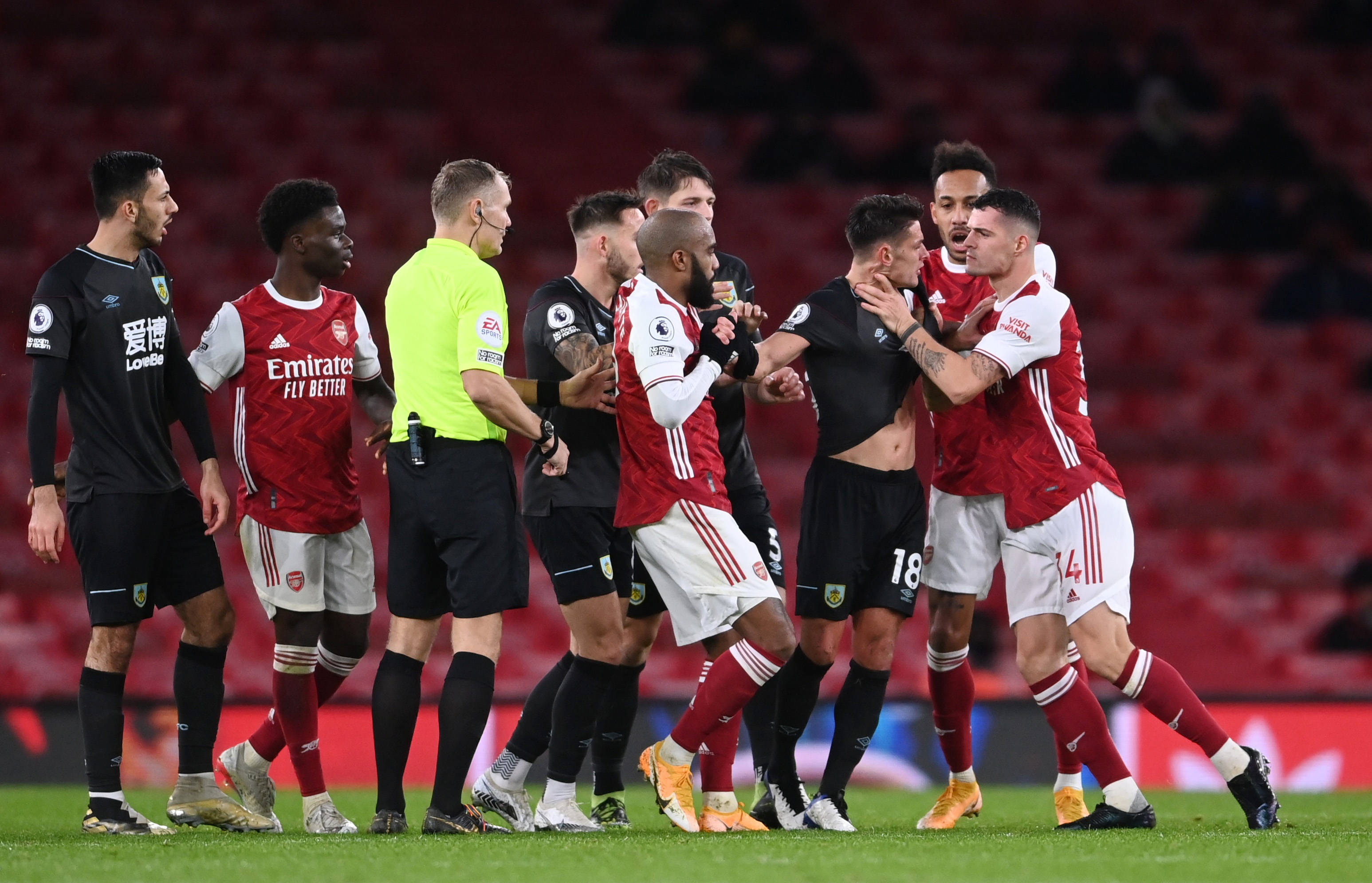 在目前的球 在目前的球